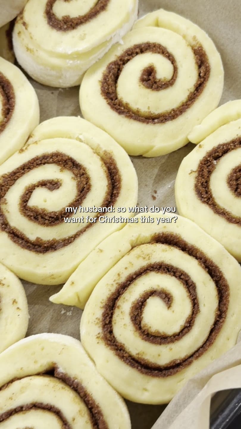 Cinnamon rolls from a KitchenAid baking video